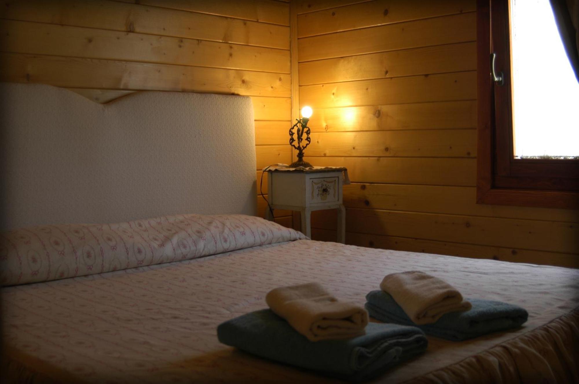 Bosco D'Olmi Country House Sant'Andrea del Garigliano Luaran gambar