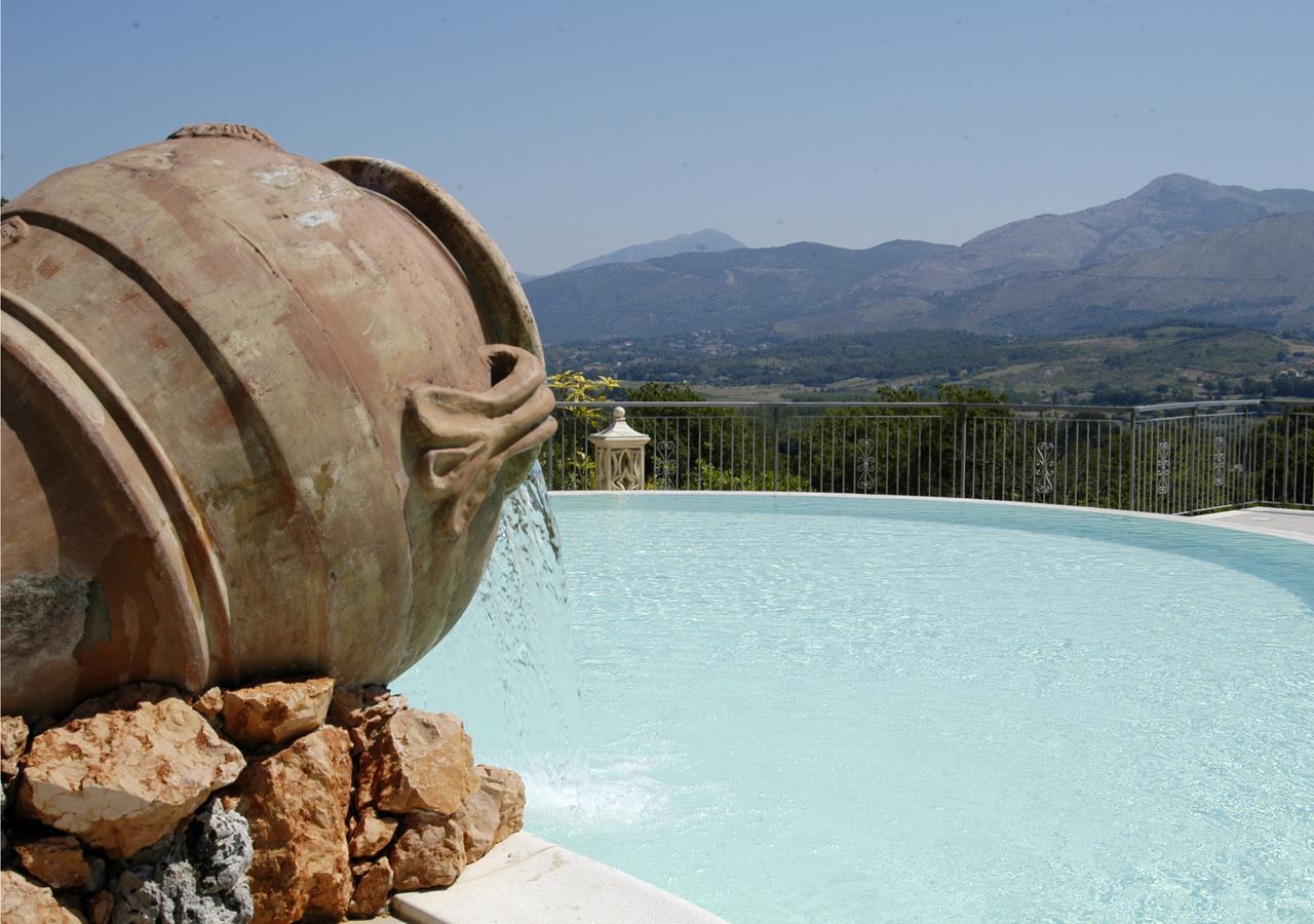 Bosco D'Olmi Country House Sant'Andrea del Garigliano Luaran gambar